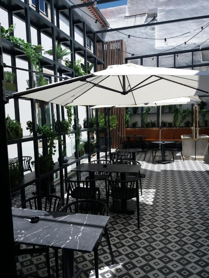 Villa Graca -Hostels And Apartments Santarém Eksteriør billede