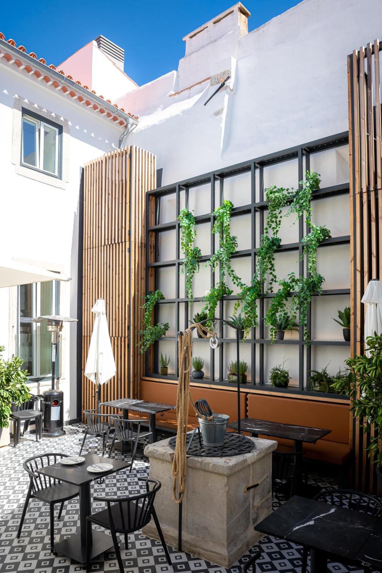 Villa Graca -Hostels And Apartments Santarém Eksteriør billede